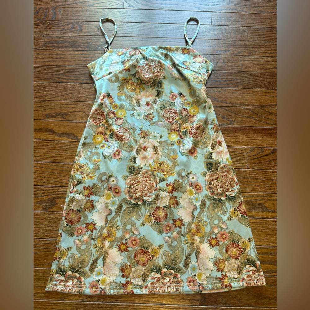 Urban Outfitters Pleated Slip Dress in Blue and Yellow - Picture 1 of 6